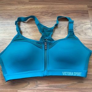 Victoria’s Secret sports bra - 34c